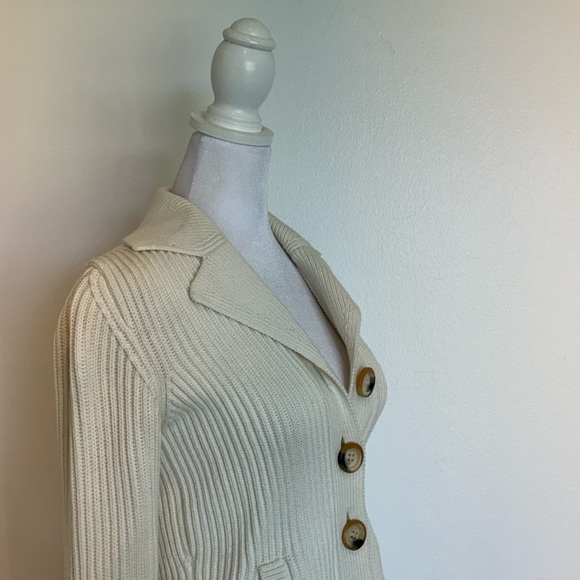 HR White Button Up Cardigan - Size Small - Picture 7 of 8